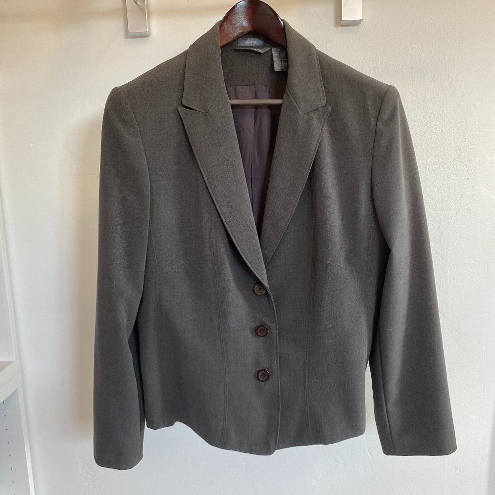 Hillard and Hanson Fitted Grey Blazer